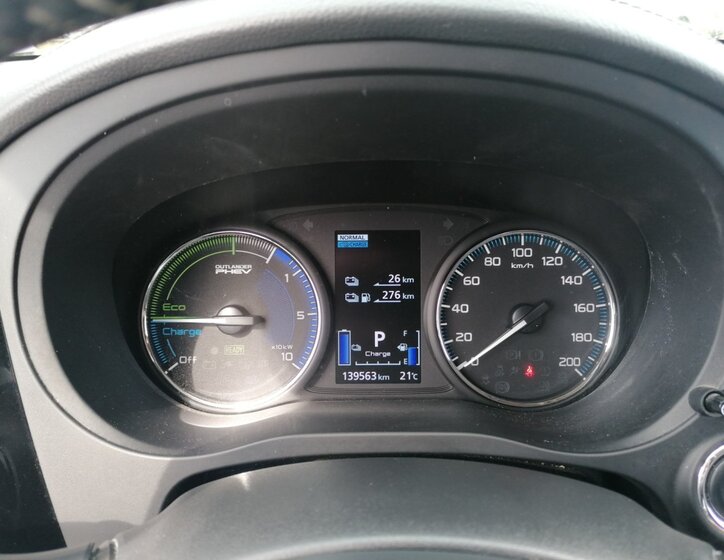 Mitsubishi Outlander 22