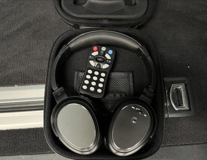 Volkswagen Multivan 29