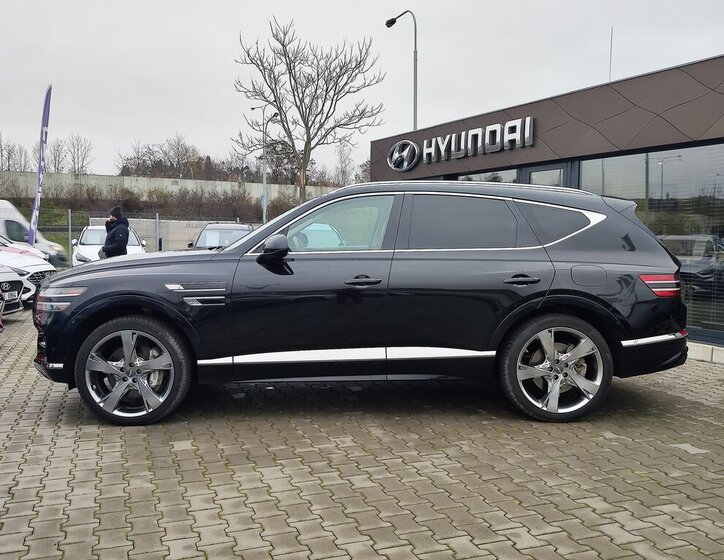 Ostatní Ostatní SUV 3,5 l 279 kw