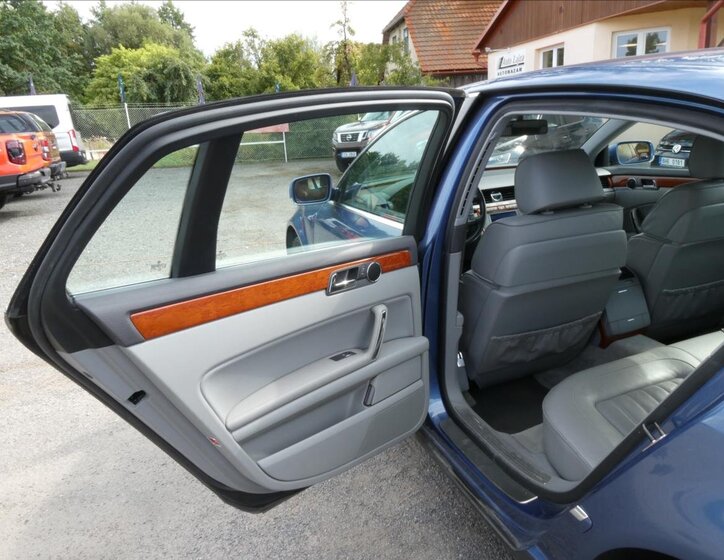 Volkswagen Phaeton Sedan 3,0 l 171 kw