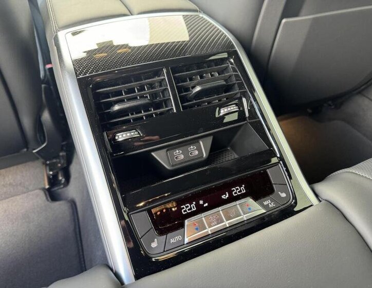 BMW Řada 8 Liftback 4,4 l 390 kw