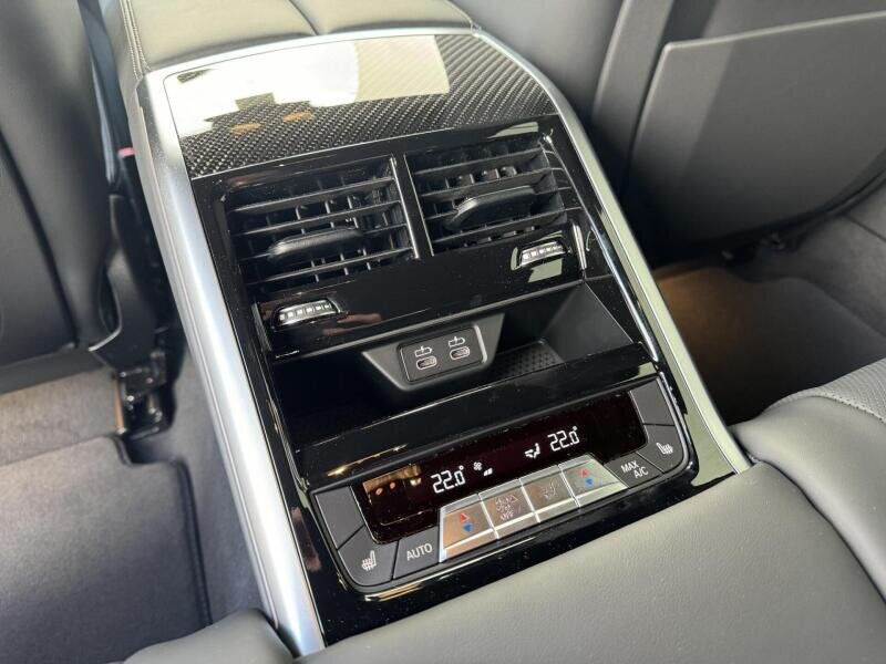 BMW Řada 8 Liftback 4,4 l 390 kw