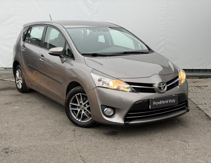 Toyota Verso MPV 1,6 l 97 kw