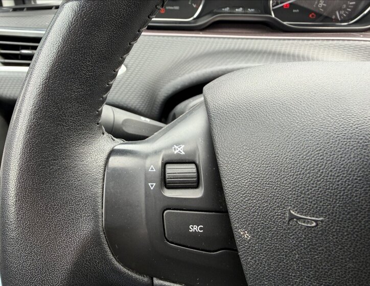 Peugeot 2008 Kombi 1,2 l 60 kw