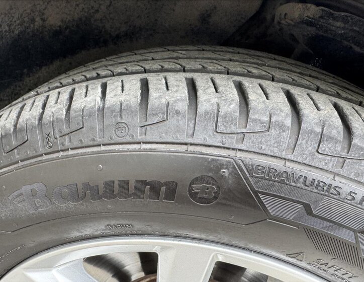 Volkswagen Passat Kombi 2,0 l 110 kw