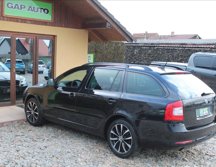 Škoda Octavia Kombi 2,0 l 103 kw
