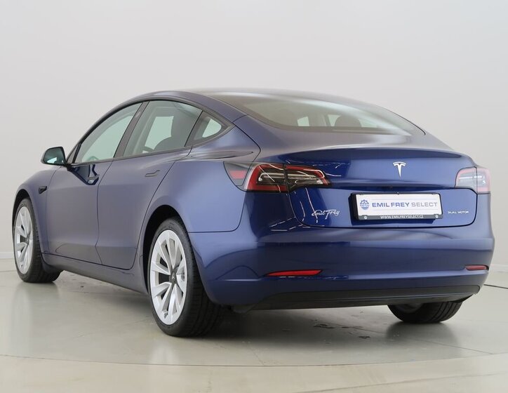 Tesla Model 3 Sedan / Limuzína 0,0 0