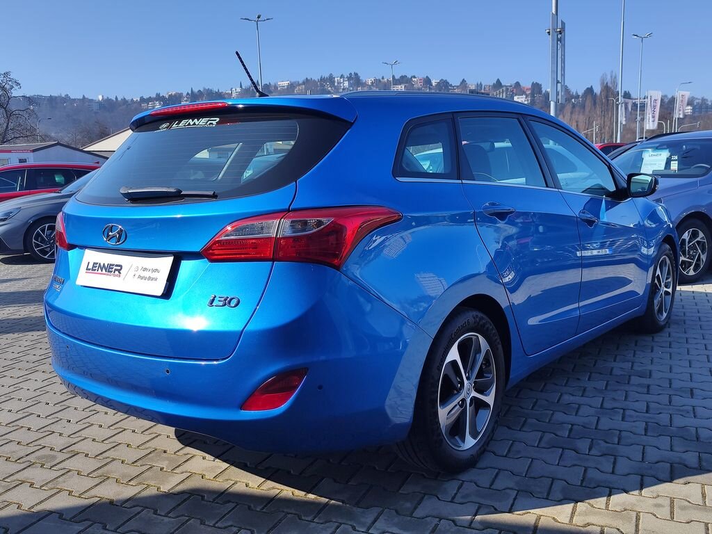 Hyundai i30 Kombi 1,6 l 81 kw