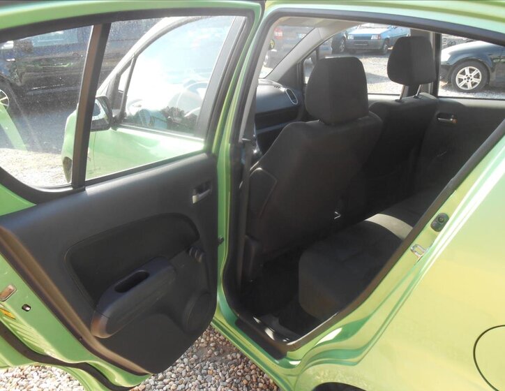 Opel Agila Hatchback 1,2 l 63 kw