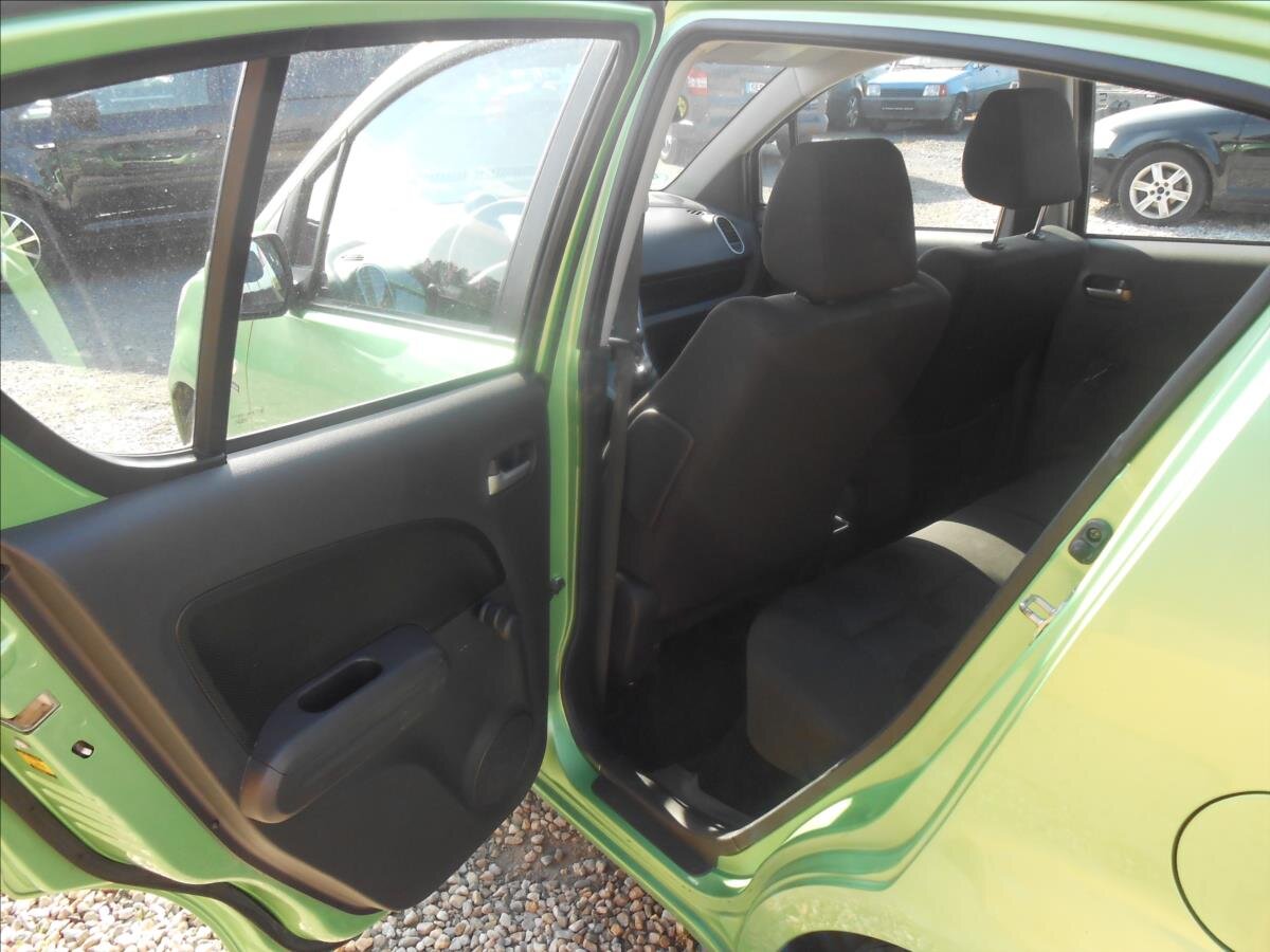 Opel Agila Hatchback 1,2 l 63 kw