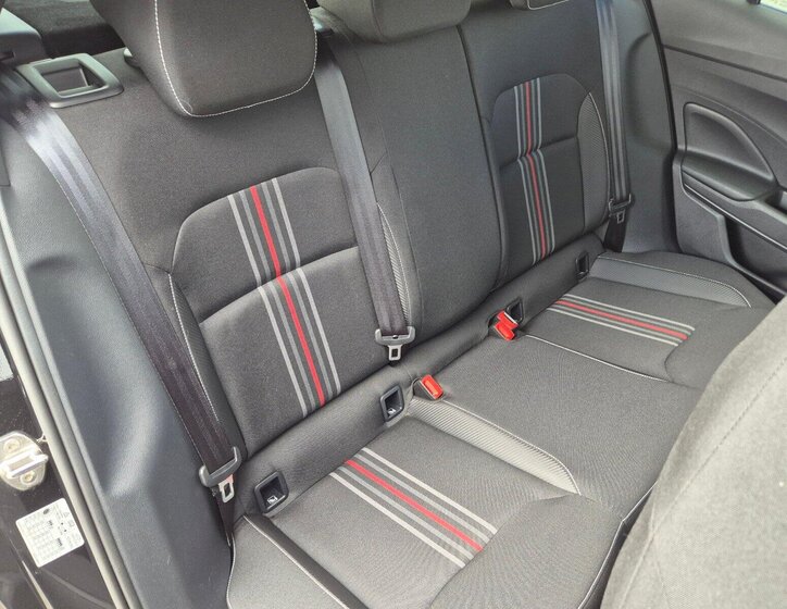 Škoda Fabia Hatchback 1,0 l 85 kw