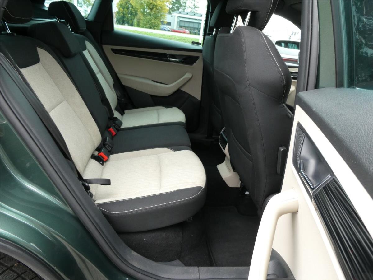 Škoda Karoq SUV / Terénní 1,6 l 85 kw