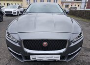 Jaguar XE 3