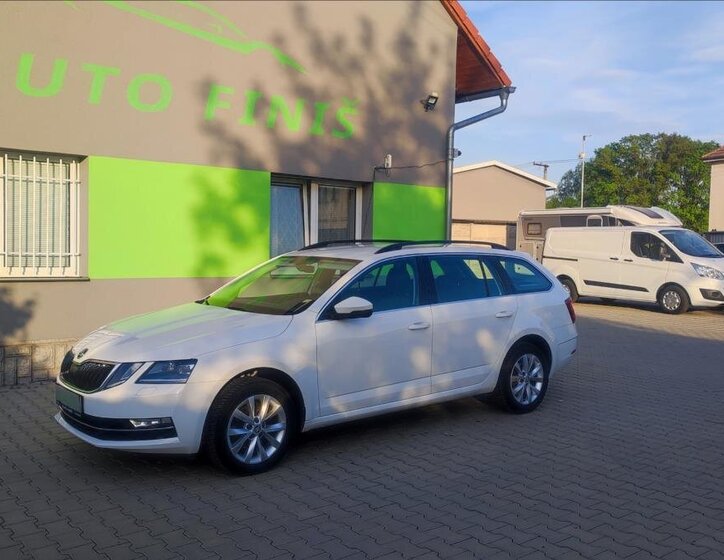 Škoda Octavia 1