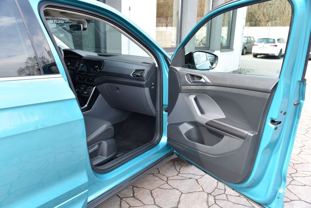Volkswagen T-Cross SUV / Terénní 1,5 l 110 kw