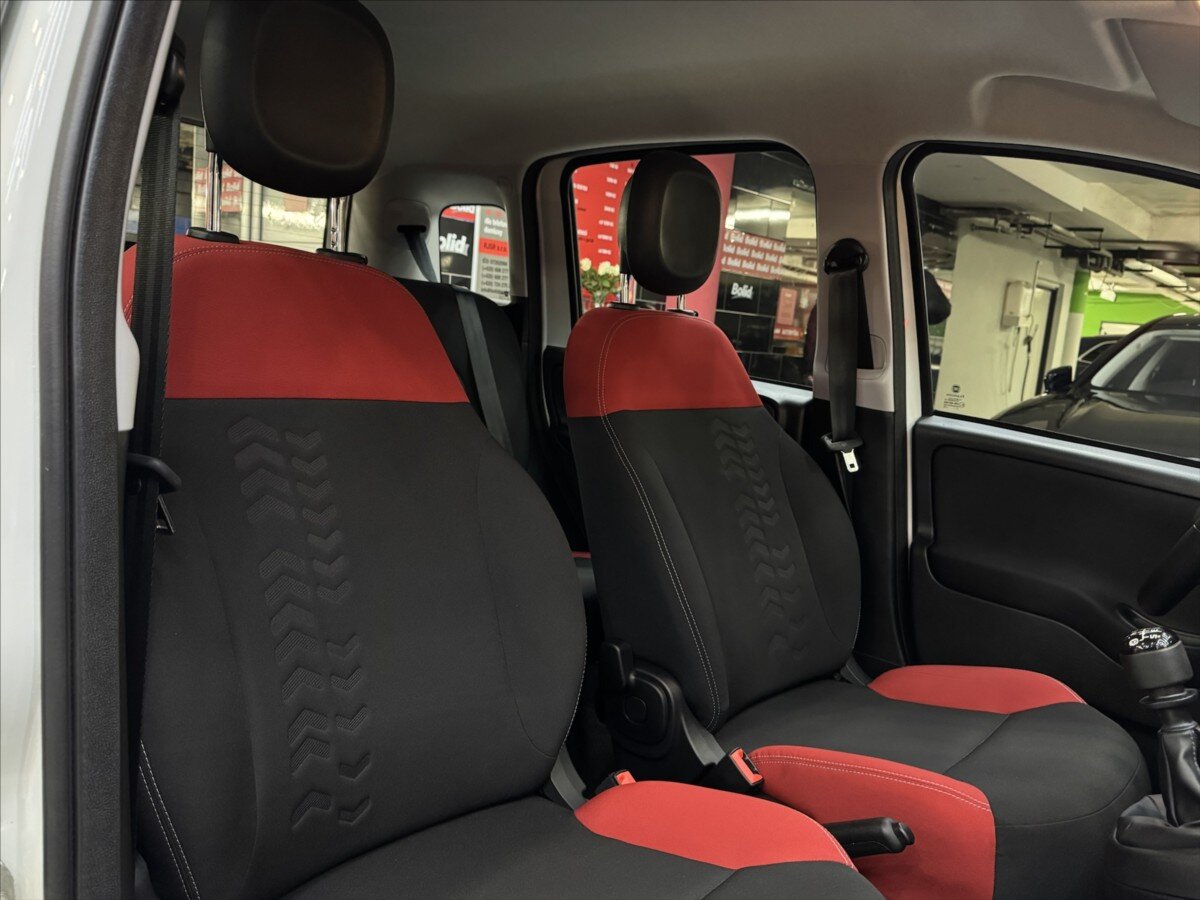 Fiat Panda Hatchback 1,2 l 51 kw