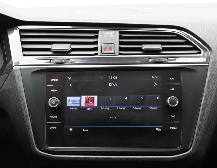 Volkswagen Tiguan 19