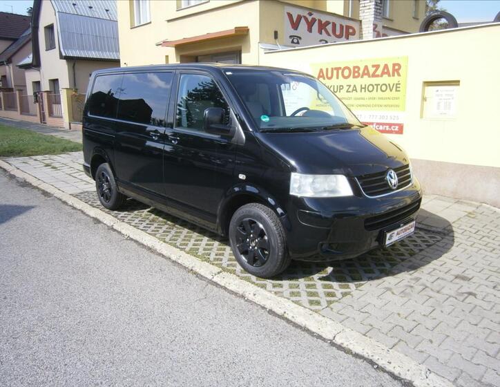 Volkswagen Multivan 1