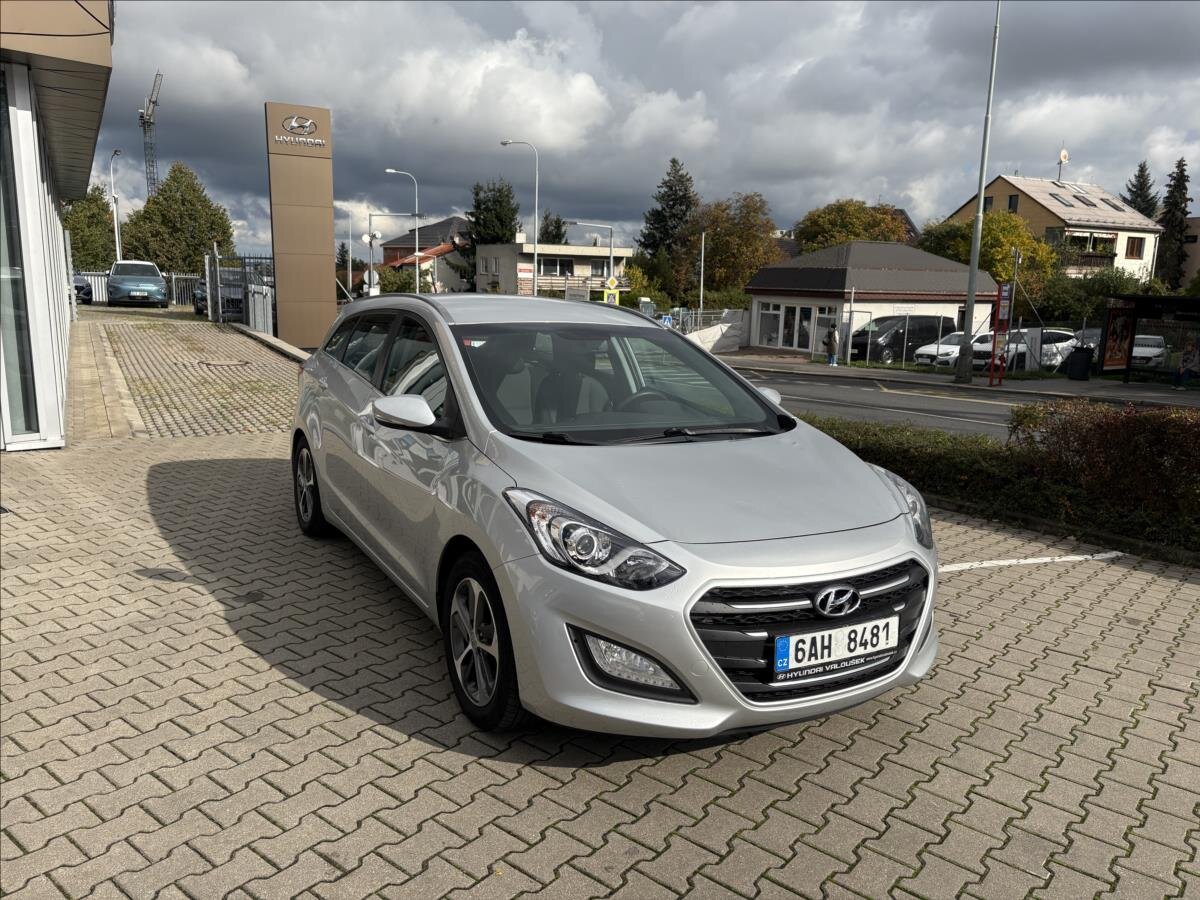 Hyundai i30 Kombi 1,6 l 81 kw