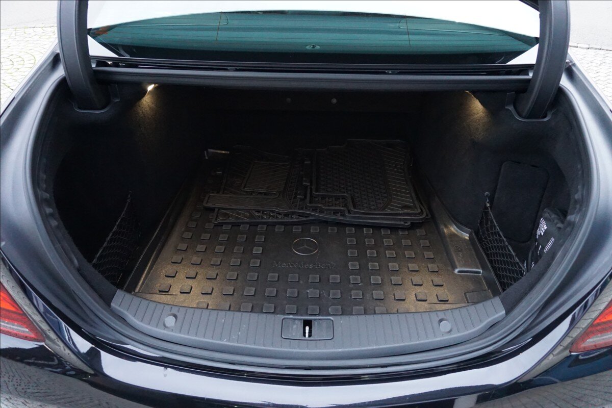 Mercedes-Benz Třídy S Sedan / Limuzína 2,9 l 250 kw