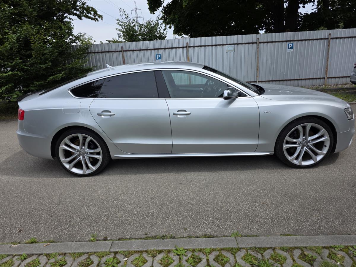 Audi S5