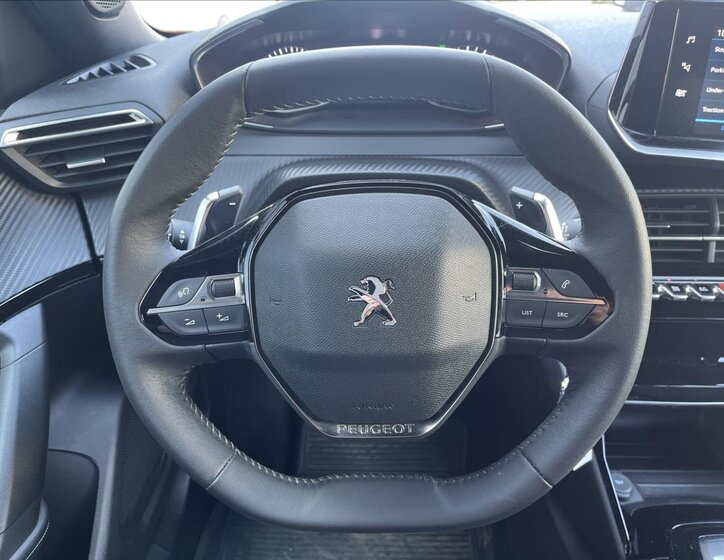 Peugeot 2008 SUV / Terénní 1,2 l 96 kw