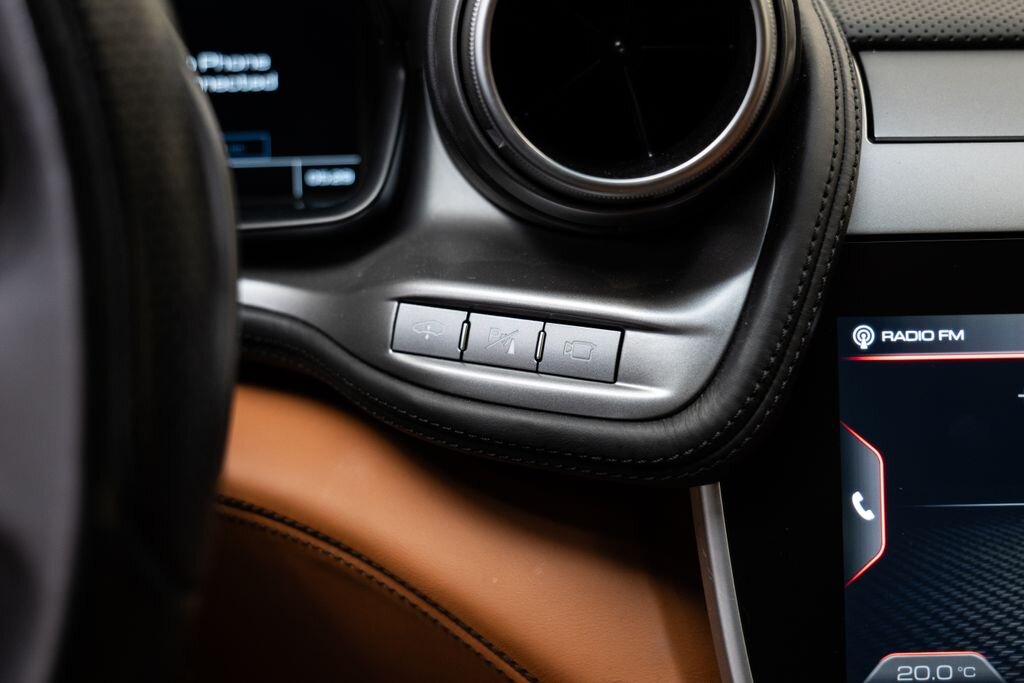 Ferrari GTC4 Lusso Kupé 6,3 l 507 kw