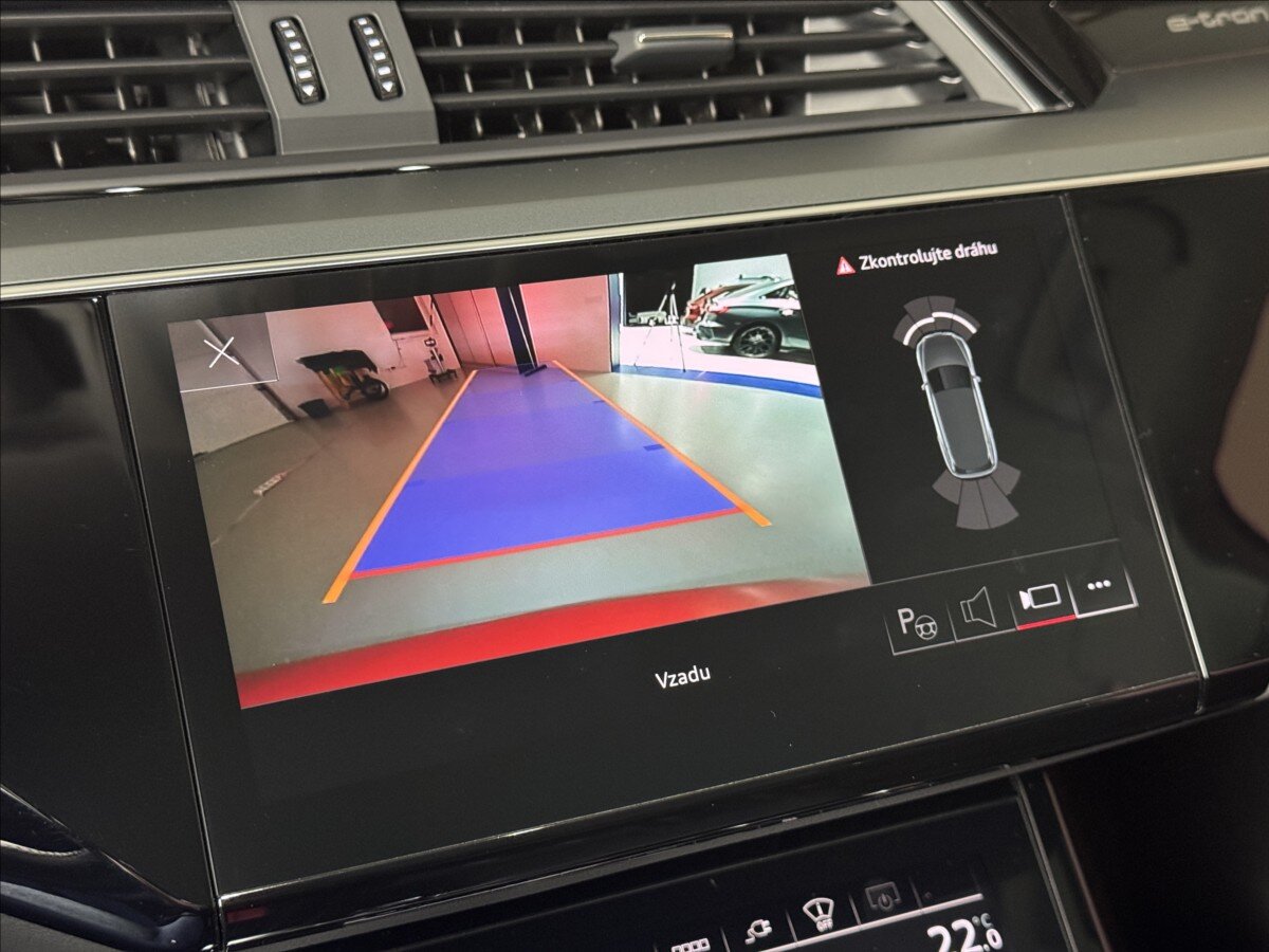 Audi e-tron SUV 0,0 300 kw