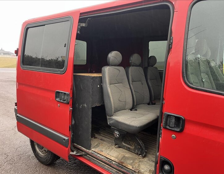 Renault Master Skříň 2,5 l 74 kw