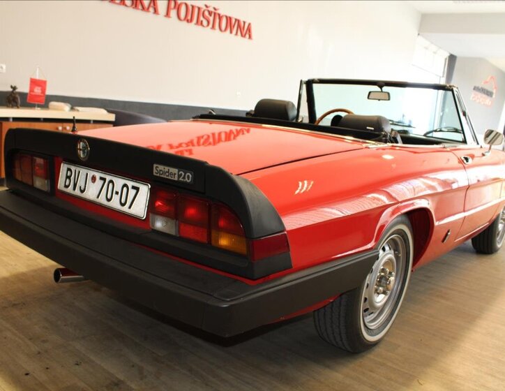 Alfa Romeo Spider Kabriolet 2,0 l 86 kw