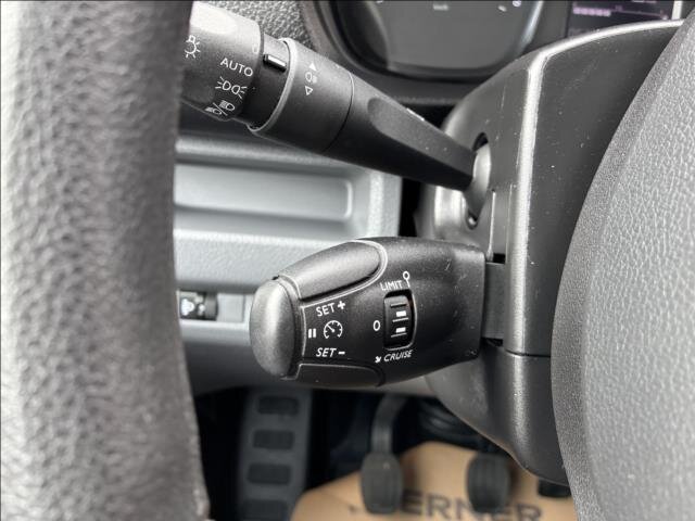 Opel Vivaro Skříň 2,0 l 90 kw