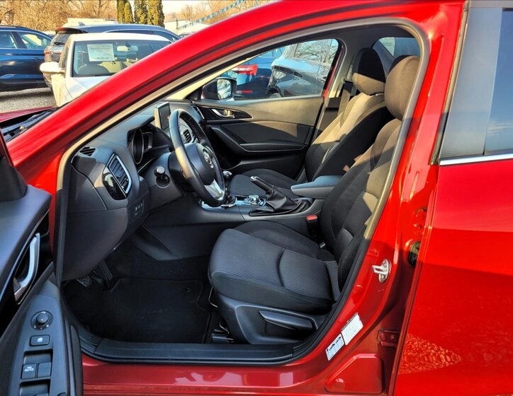 Mazda 3 Sedan / Limuzína 2,0 l 88 kw