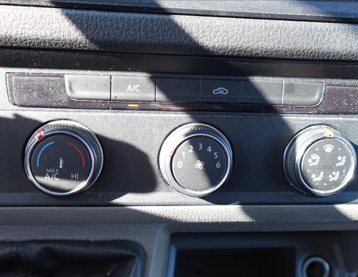 Volkswagen Crafter Ostatní 2,0 l 103 kw