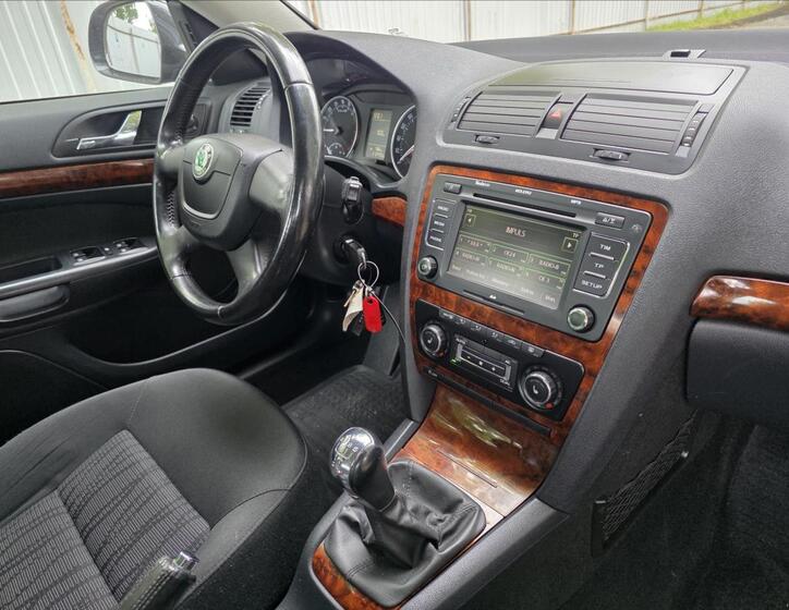 Škoda Octavia 28