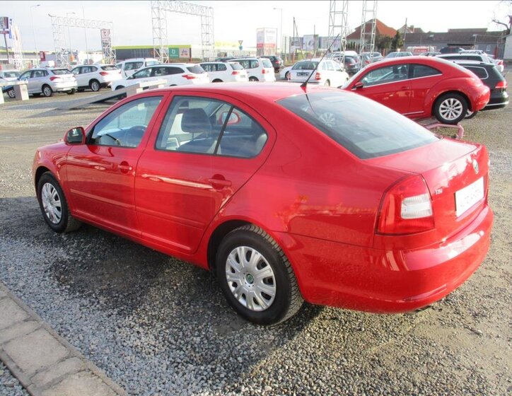 Škoda Octavia Sedan 1,4 l 90 kw