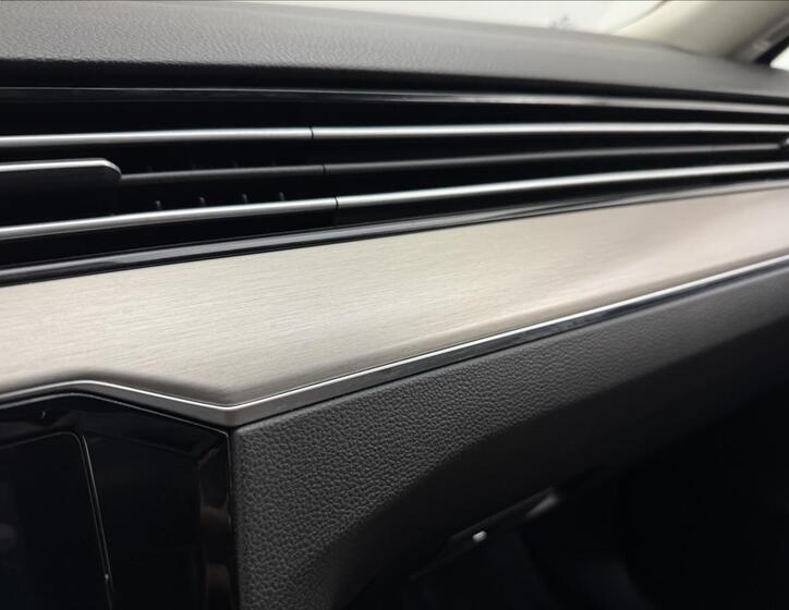 Volkswagen Passat 36