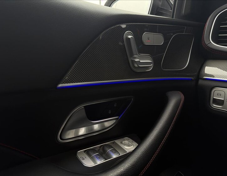 Mercedes-Benz GLE 18