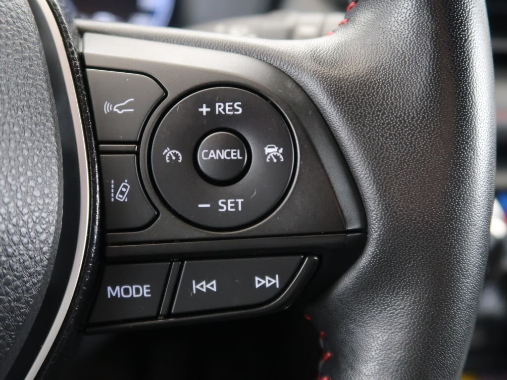 Toyota RAV4 SUV / Terénní 2,5 l 225 kw