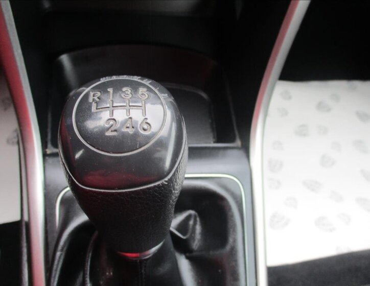 Hyundai i30 Hatchback 1,6 l 88 kw