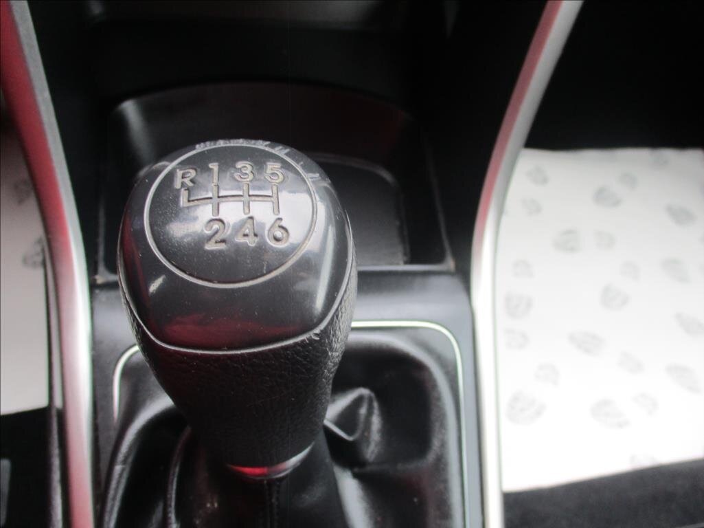 Hyundai i30 Hatchback 1,6 l 88 kw