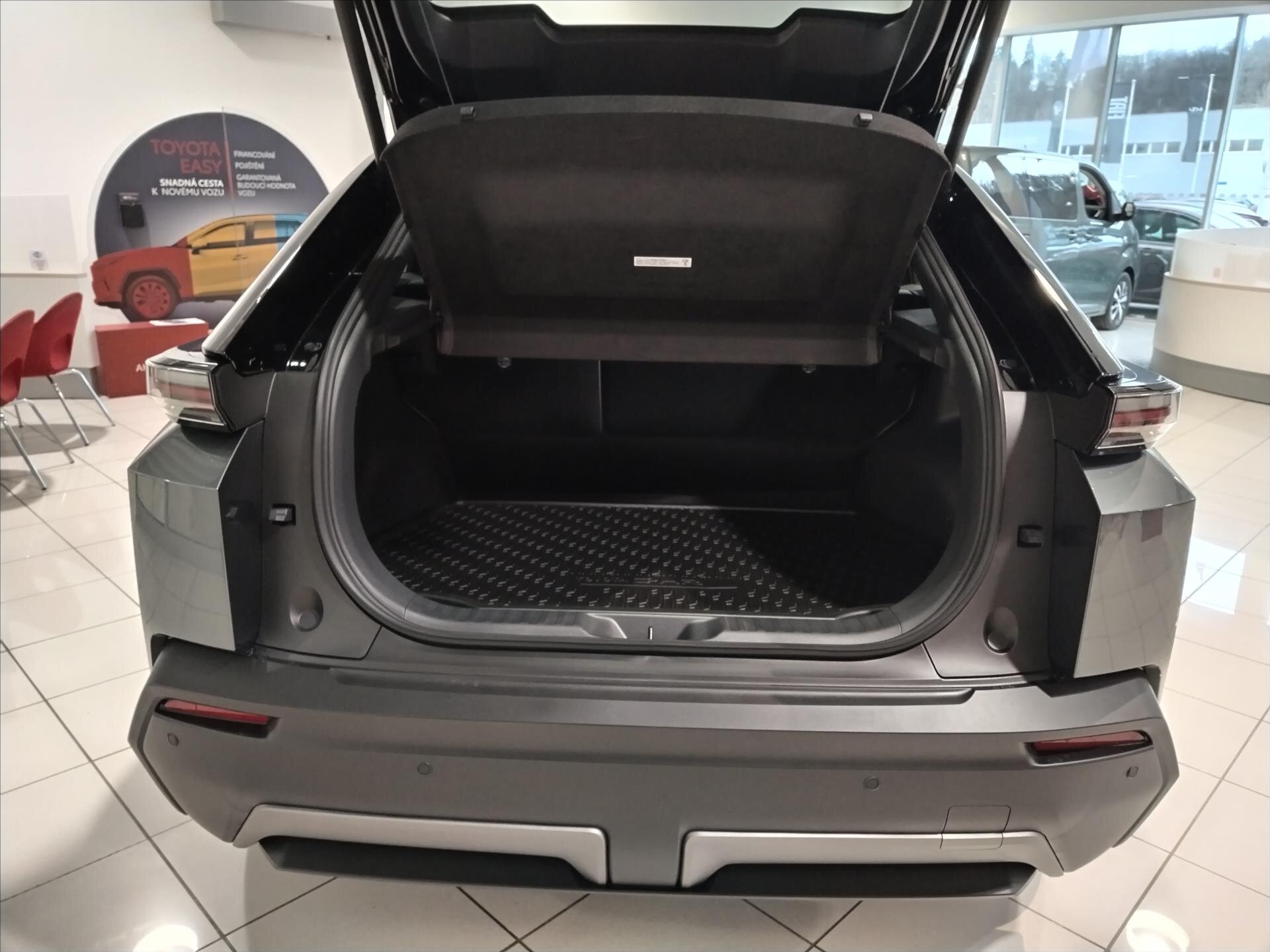 Toyota C-HR CUV / Crossover 0,0 252 kw