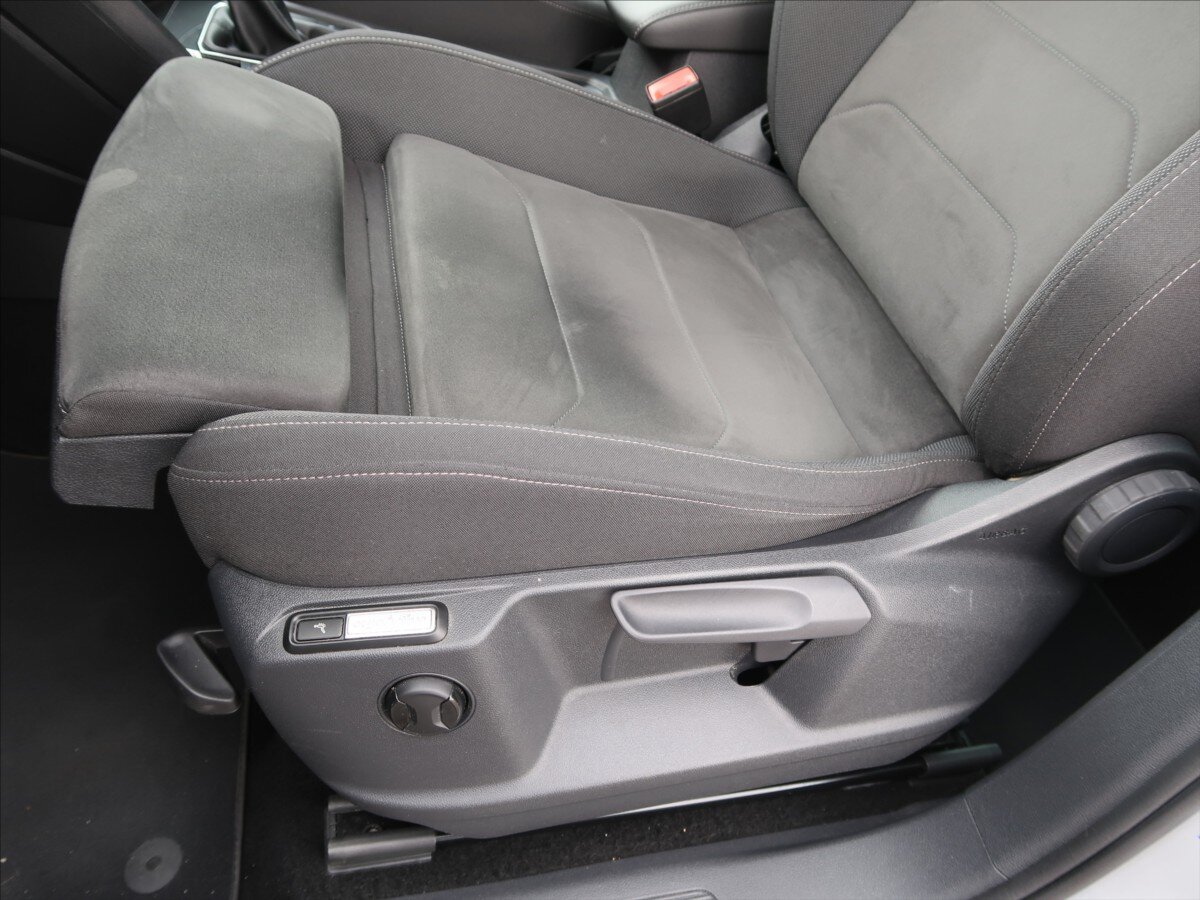 Volkswagen Tiguan Kombi 1,5 l 110 kw
