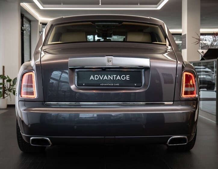 Rolls-Royce Phantom Sedan 6,7 l 338 kw