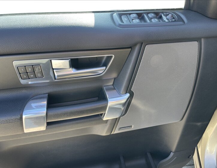 Land Rover Discovery SUV / Terénní 3,0 l 188 kw