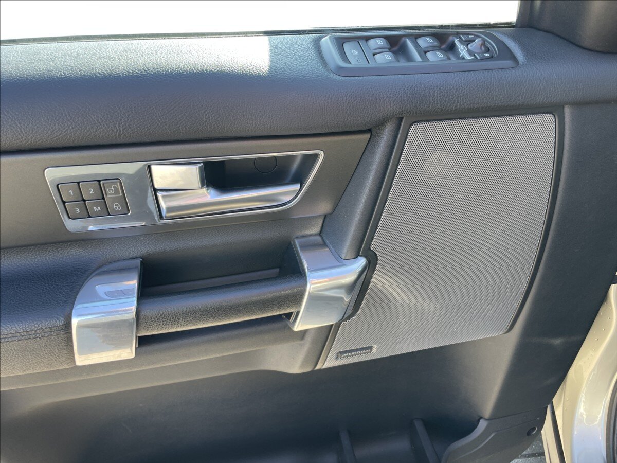 Land Rover Discovery SUV / Terénní 3,0 l 188 kw