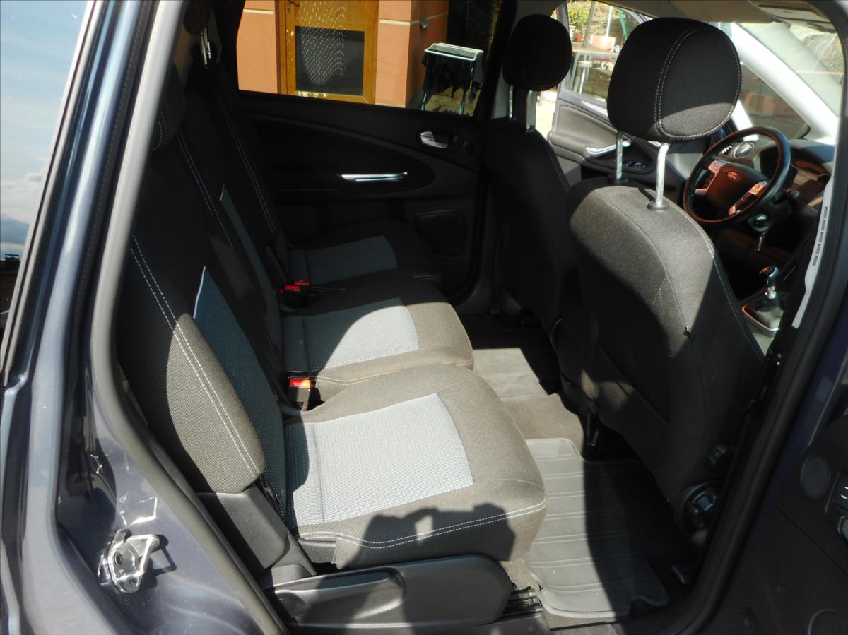 Ford S-MAX MPV 2,0 l 103 kw