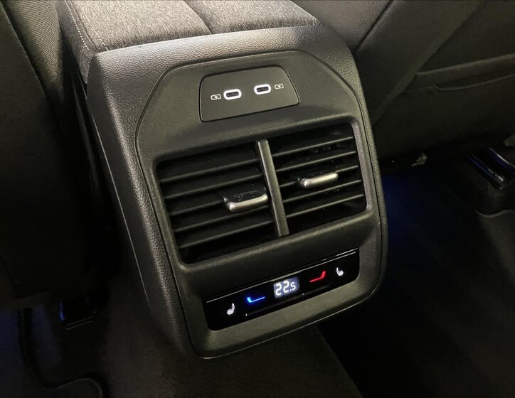 Škoda Superb Kombi 2,0 l 110 kw