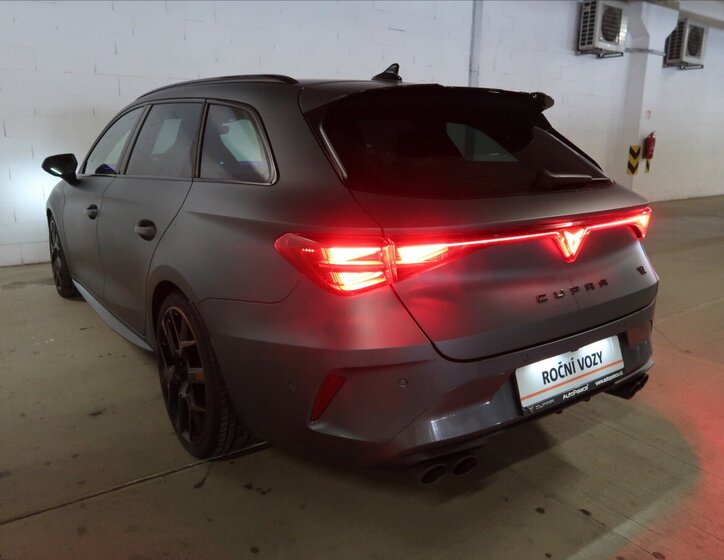 Cupra Leon Kombi 2,0 l 245 kw