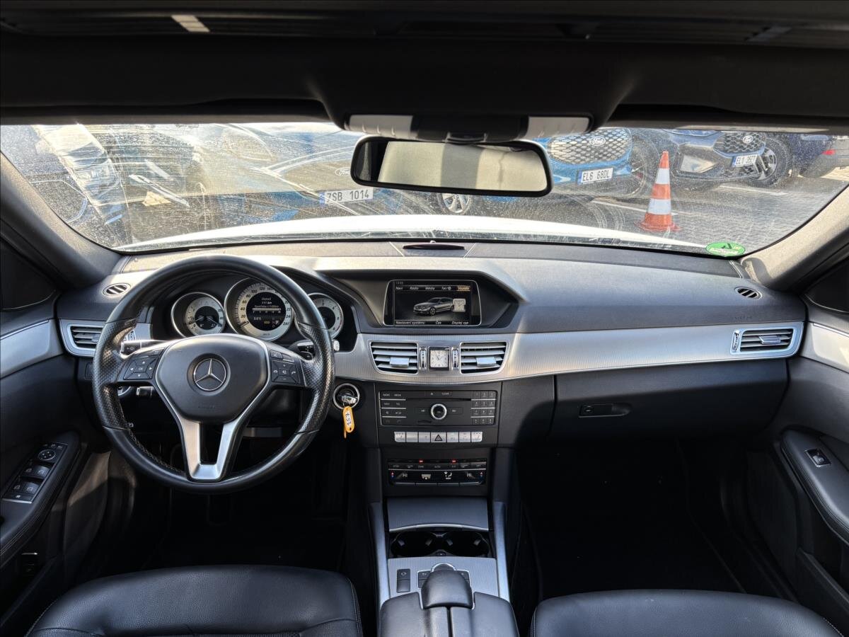 Mercedes-Benz Třídy E Kombi 2,1 l 125 kw