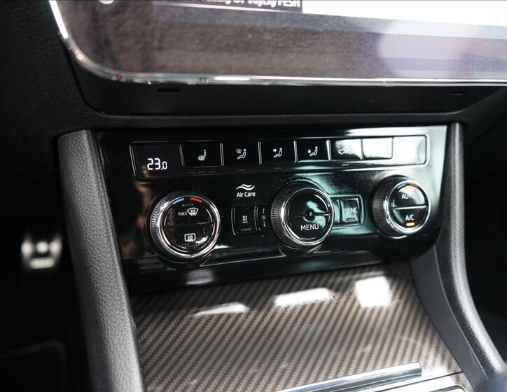 Škoda Superb Kombi 1,4 l 115 kw